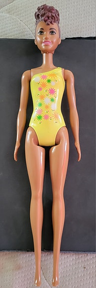Barbie Color Reveal Doll Pizzazz