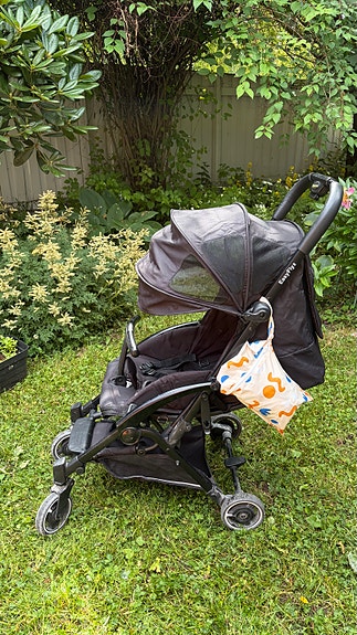 VUOKRATAAN Beemoo Easy Fly matkarattaat