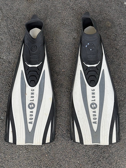 Aqua Lung räpylät 44/45