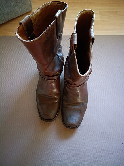 Sendra Nahkasaappaat/Nahkabootsit
