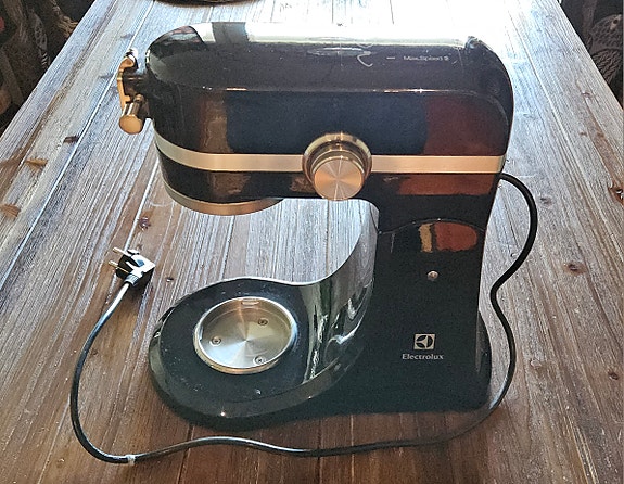 Electrolux EKM4200 yleiskone 1000W