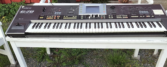 Roland G70 työasema