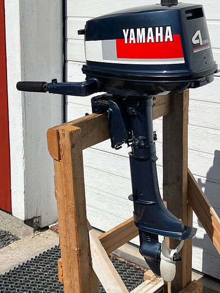 YAMAHA 4hv perämoottori,2 tahti