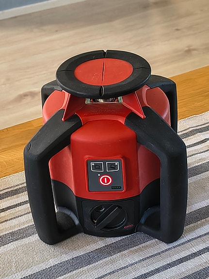 Hilti PRE 3 pyörivä laser ja PRA 31 vastaanotin
