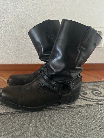 Pomar nahkaiset bootsit, koko 43