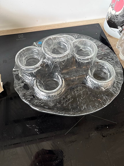 Iittala lasinen Tulivuori -tuikkualusta
