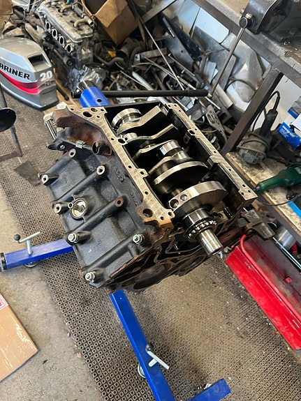 Audi 2.7T V6 Biturbo – Rakennettu moottori myynissä | Osat myös erikseen