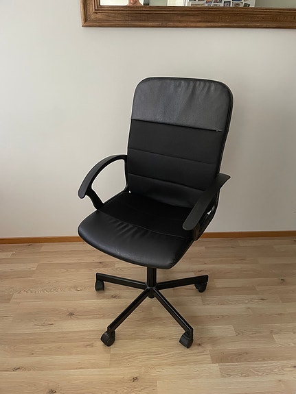 IKEA RENBERGET musta työtuoli pyörillä