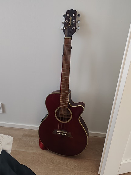 Takamine elektroakustinen kitara