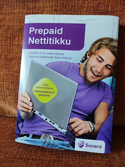 Sonera Prepaid nettitikku Huawei E160 USB-modeemi