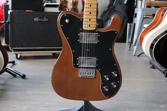 Fender Telecaster Deluxe 1974 sähkökitara