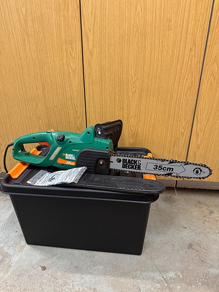 Black&Decker sähkösaha