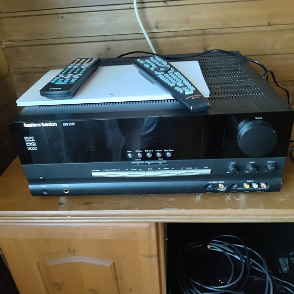 Harman Kardon AV-vahvistin