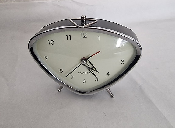 Quartz herätyskello pöytäkello musta