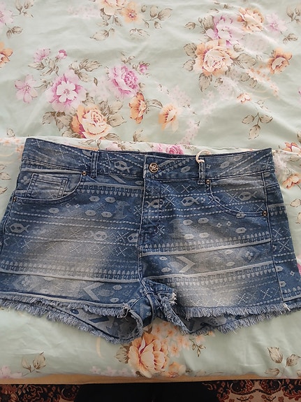 Farkku shortsit