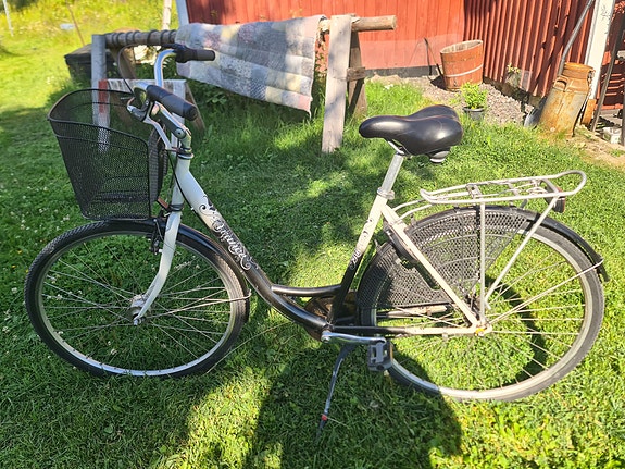 Tunturi 28-tuumainen pyörä