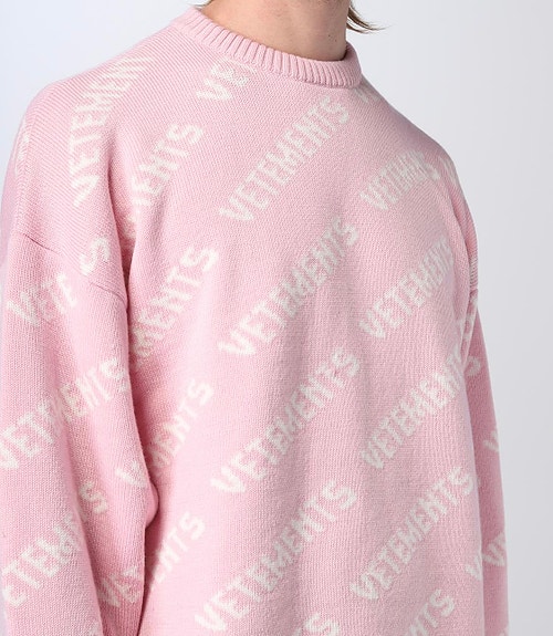 VETEMENTS Sweater