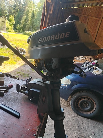 Evinrude 4 hv perämoottori