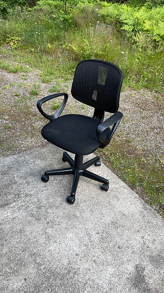 Toimistotuoli