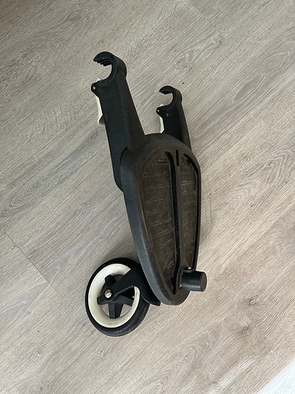 Bugaboo seisomalauta koukulla