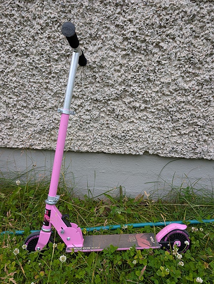 Stiga 120 S skuutti pinkkinä