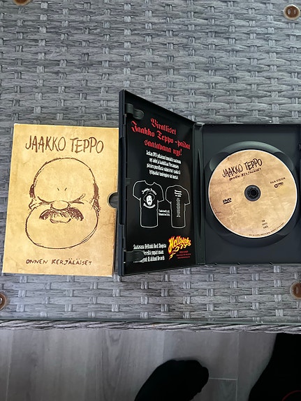 Jaakko Teppo DVD + Tuntematon sotilas ja Talvisota DVD-elokuvat