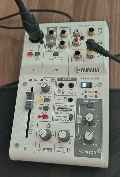 Yamaha AG03MK2 mikseri