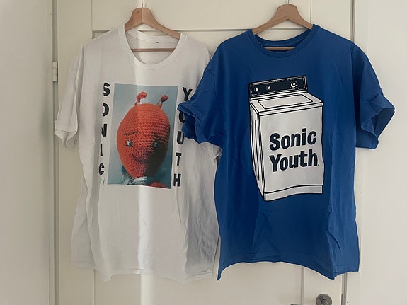 Sonic Youth t-paidat XXL ja XL