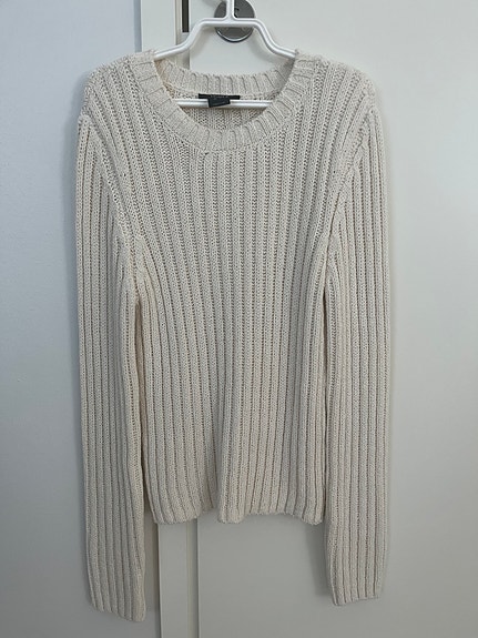 Beige neule