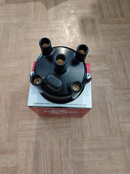 Toyota Carina Corolla Corona 2T 3T moottorit virranjakajankansi