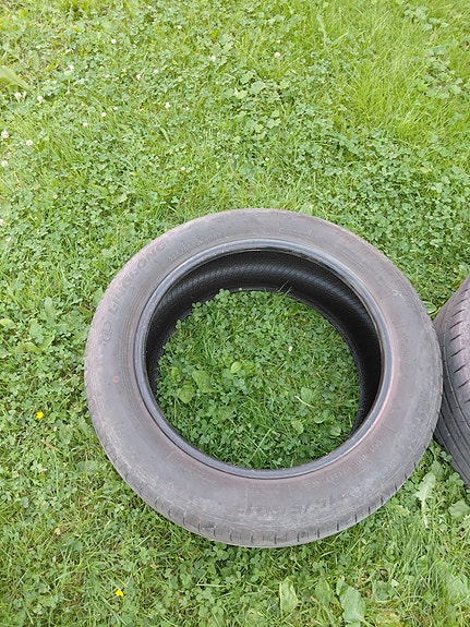 Kesärenkaat 215/55 17