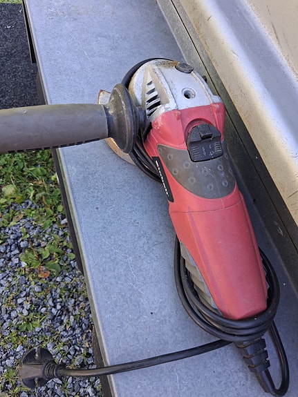 Einhell RT-AG 115 kulmahiomakone 600W