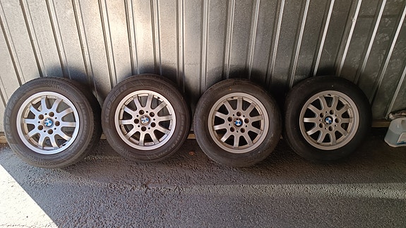 BMW e36 alkuperäiset BBS-vanteet