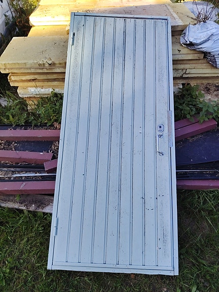 Varaston ovi UO9x21