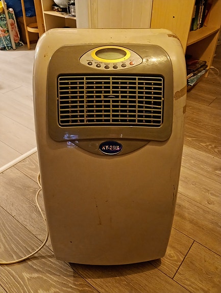 Siirrettävä Ilmastointilaite