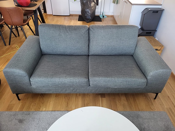 Askon kahden hengen sohva