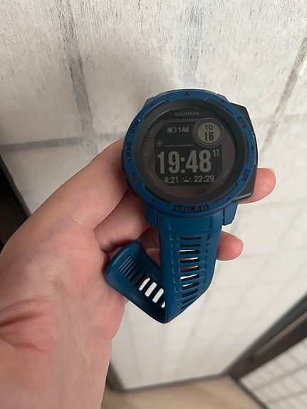 Garmin Instinct urheilukello sininen