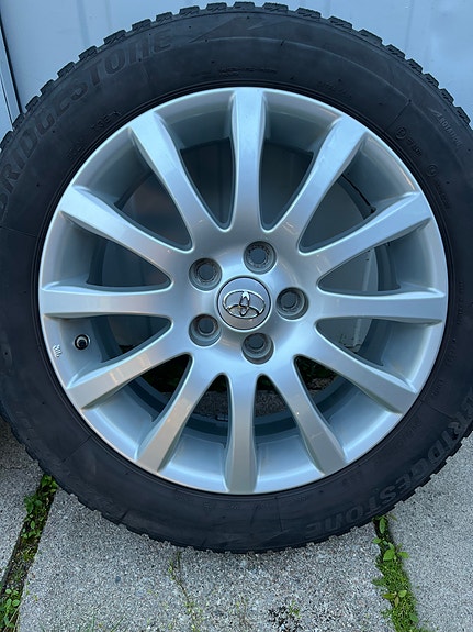 Toyota / Lexus OEM 7”x17” ET45 KR60.1