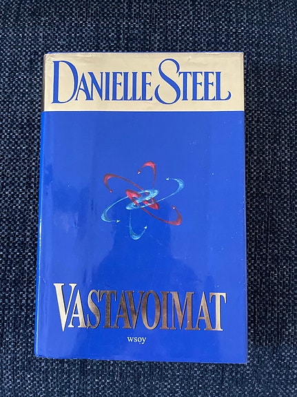 Danielle Steel Vastavoimat kirja