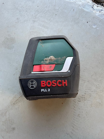 Bosch PLL 2 ristiviiva laser