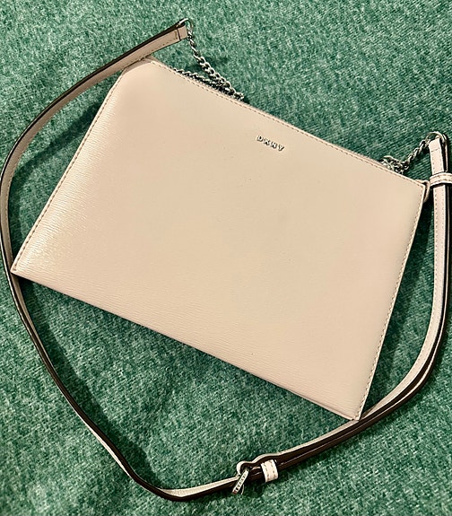 DKNY nahkainen olkalaukku vaalea baby pink naiset