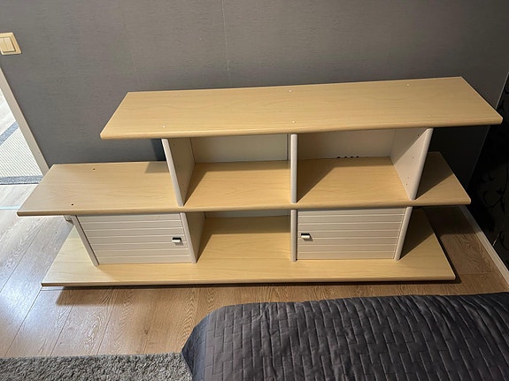 Multiplan hyllykkö/tv taso pikainen haku