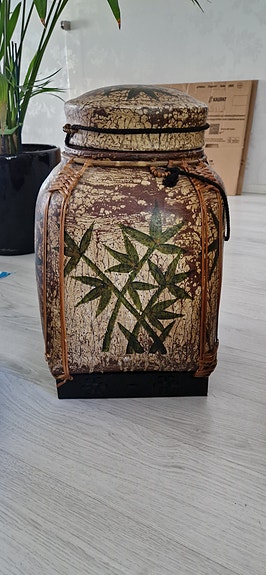 Thaimaalainen riisikori kork. 41 cm, bambusta, vintage 1900 - luvun lopusta.