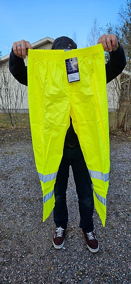 Sadehousut huomiovörein koko L