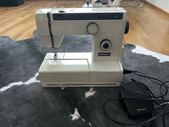 Bernella 520 ompelukone