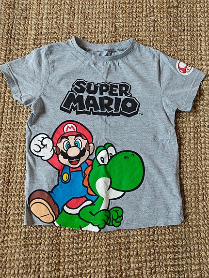 Super Mario t-paita 122cm