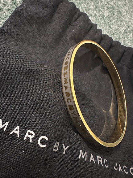 Marc Jacobs kullattu rannerengas naisille
