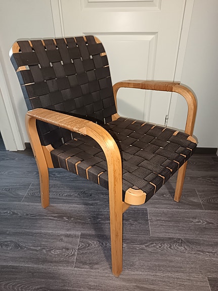 Alvar Aalto Artek 45-nojatuoli