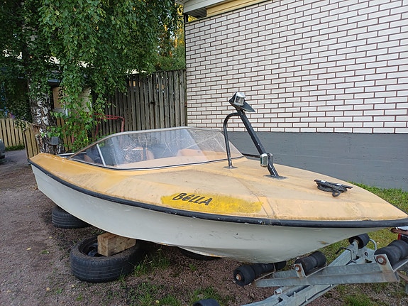 Bella tuulilasivene