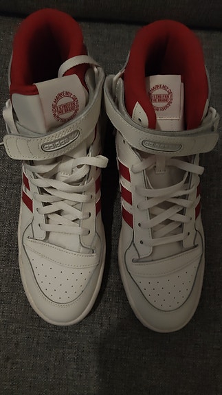 Adidas Originals Forum Mid -kengät, valkoinen/punainen – käytetyt